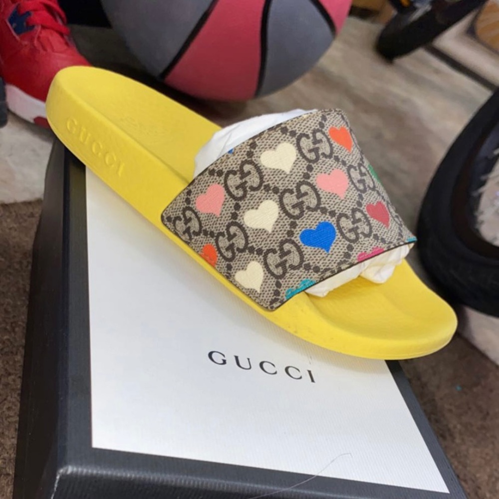 Gucci slide